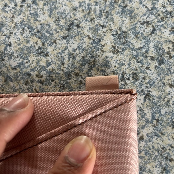 Incase Maroon Tech Sleeve - Picture 2 of 5